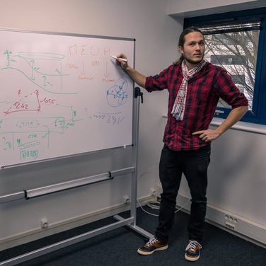 Formateur Drone – Le Drone : Bien Plus Qu’un Jouet Ou Une