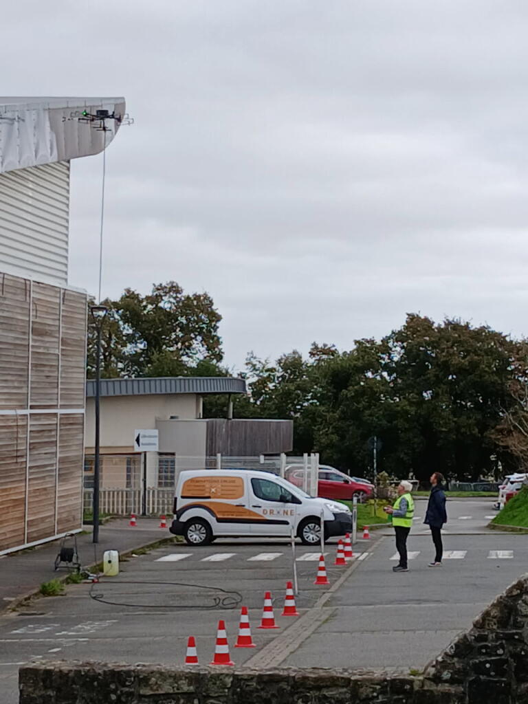 Formation Drone Demoussage Toiture – Formation Traitement Et Démoussage Par Drone –